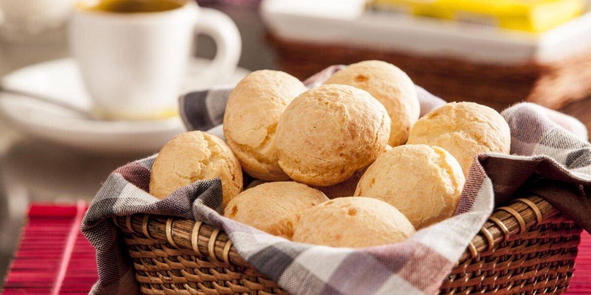 Pão de Queijo de Liquidificador: Receita Rápida, Fácil e Muito Cremosa